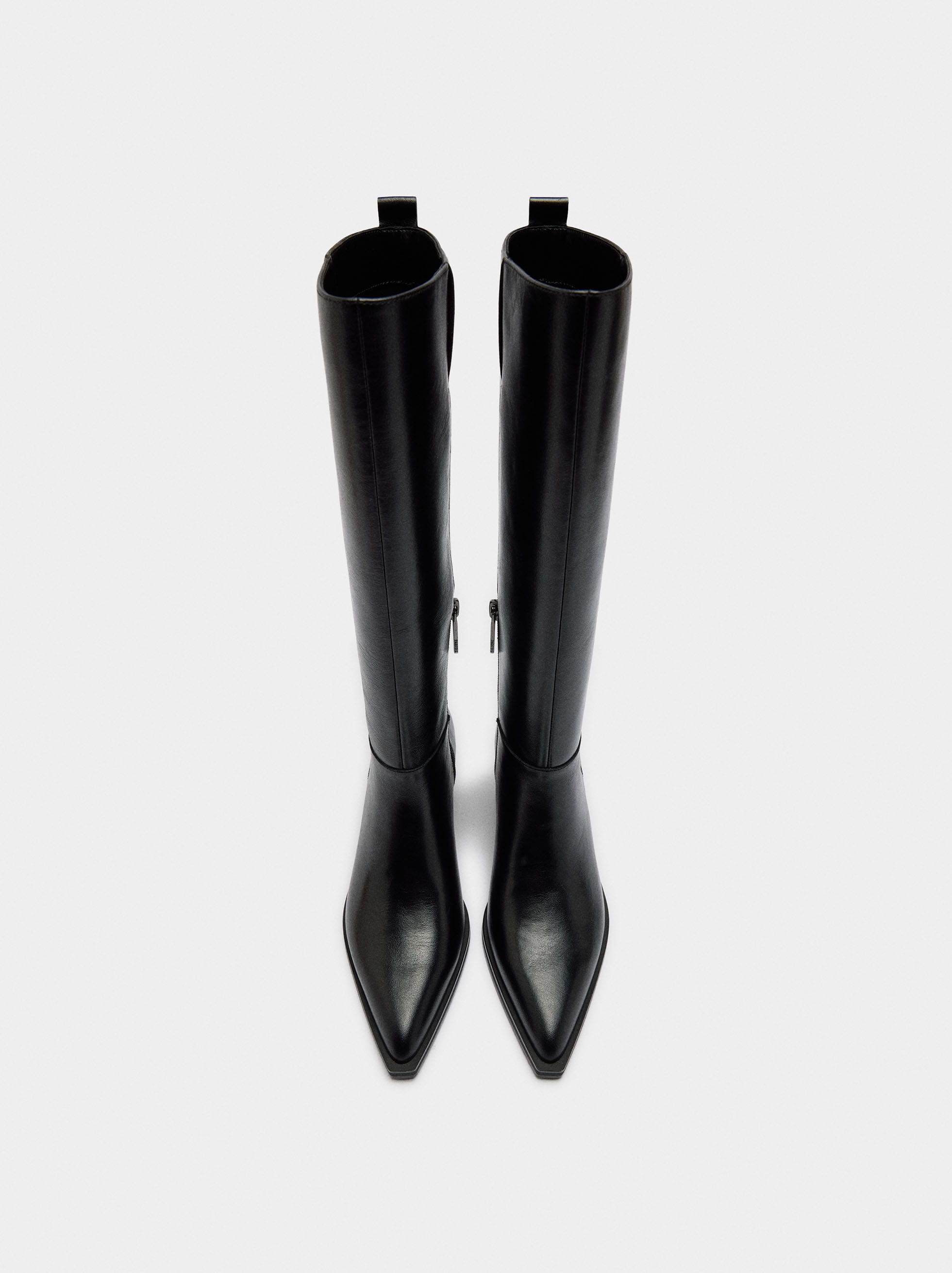 Botas de caña alta con tacón de piel