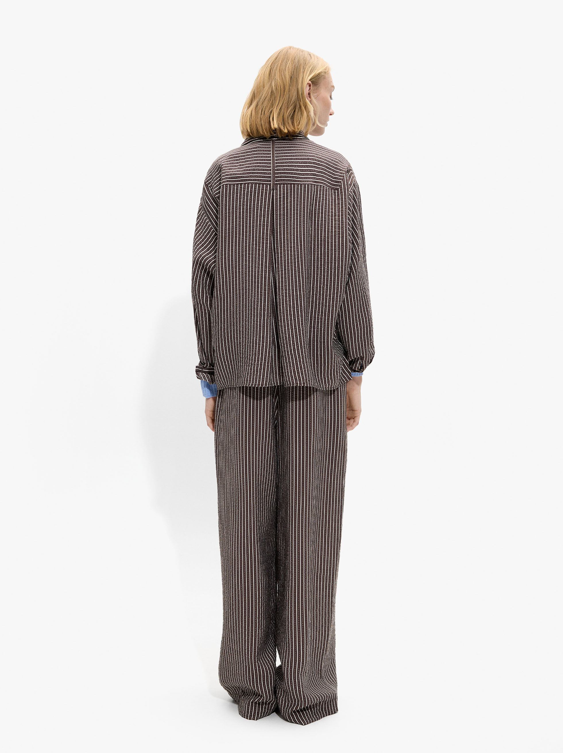 Pantalones con rayas