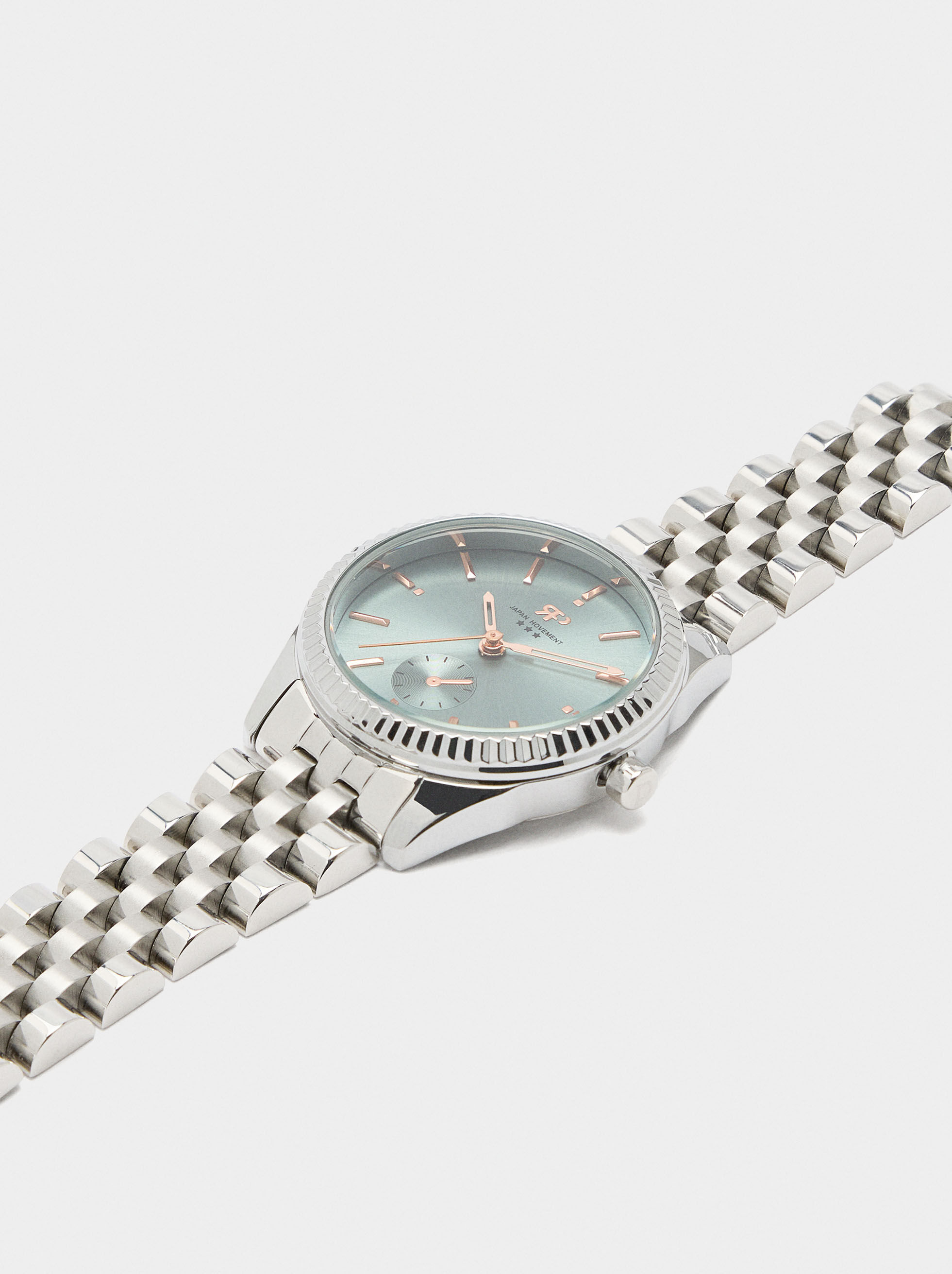 Reloj redondo con pulsera de acero inoxidable