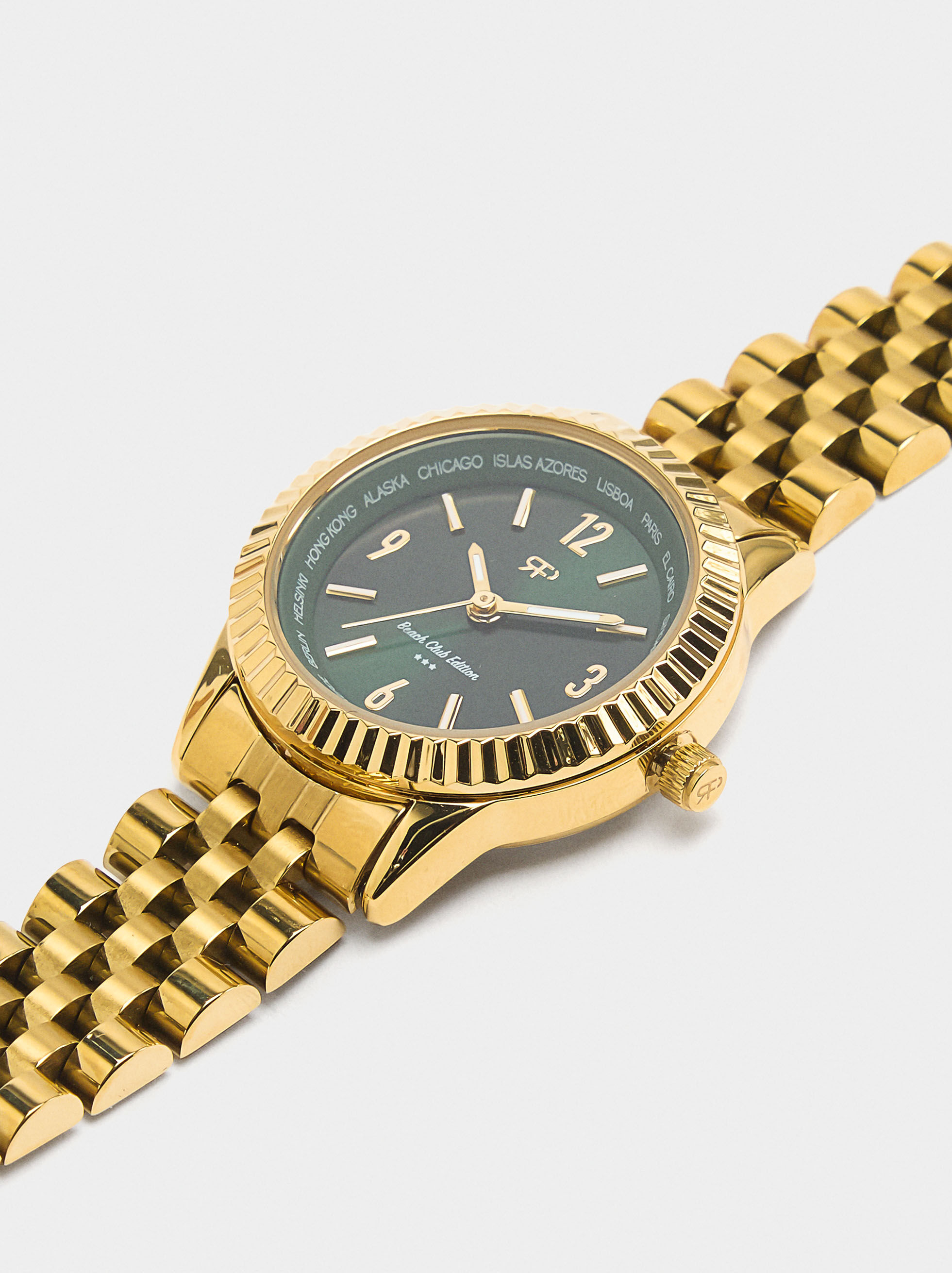 Reloj redondo con pulsera de acero inoxidable