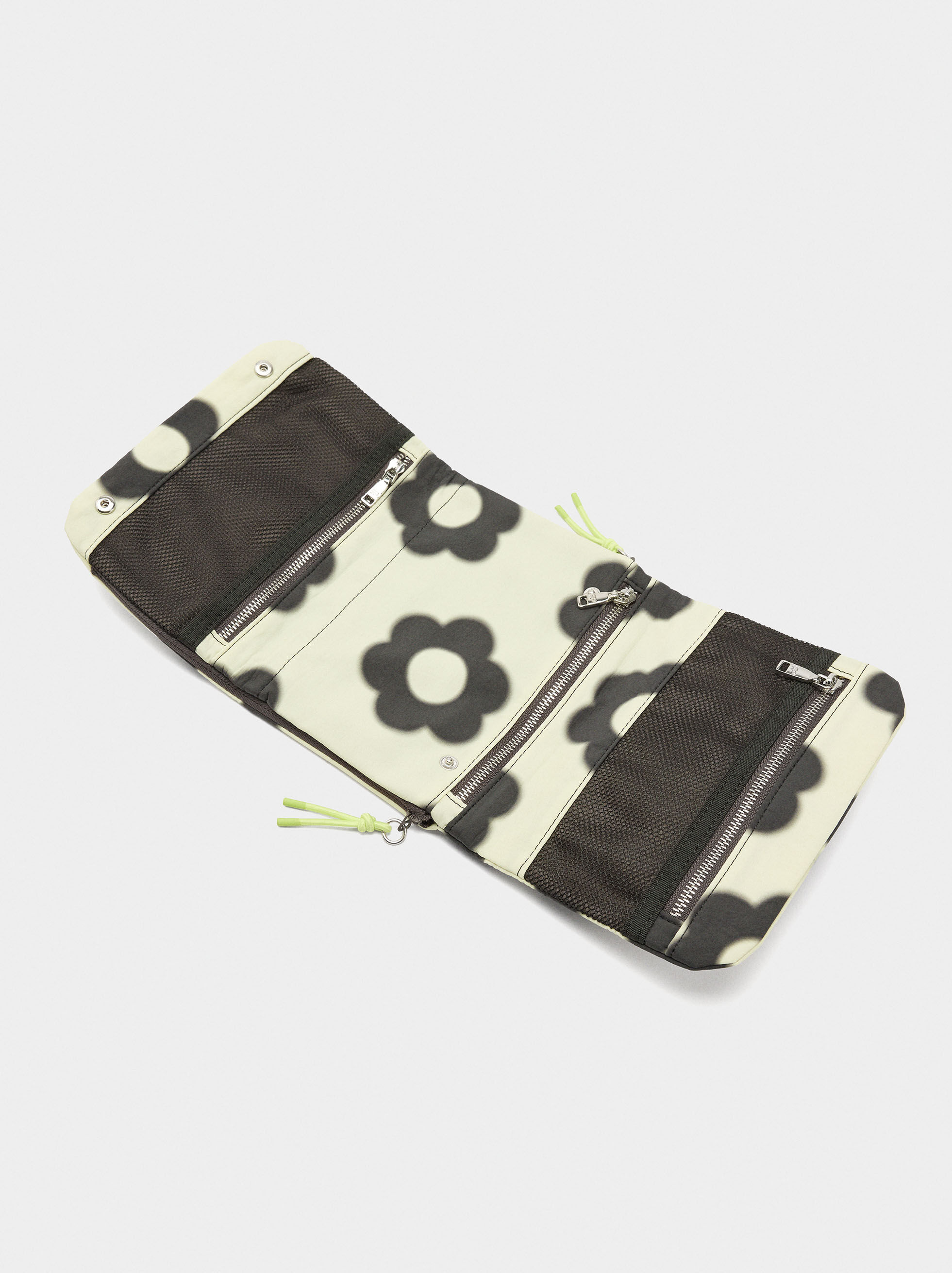 Bolsa multiusos de nylon estampado floral