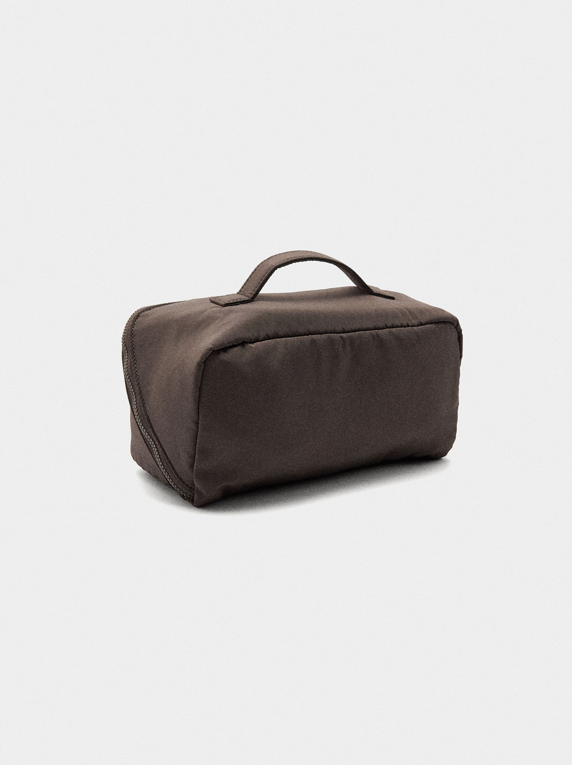 Necessaire liso de nylon