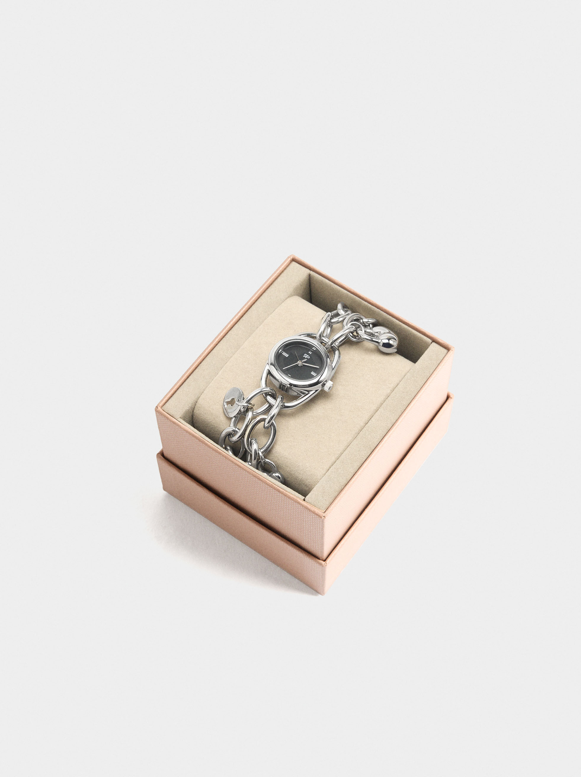 Reloj de pulsera con eslabones con corazones